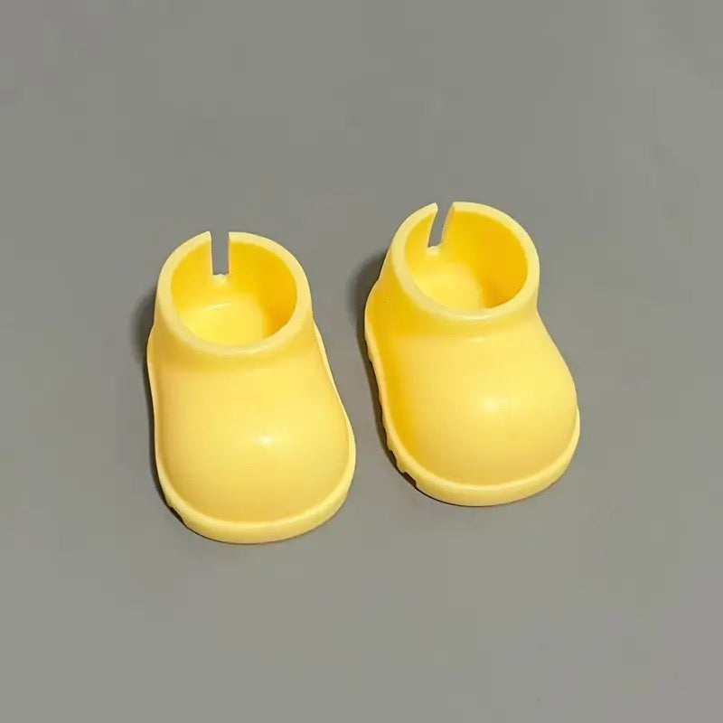Mini Colorful Plastic Shoes for Dolls (No Doll)