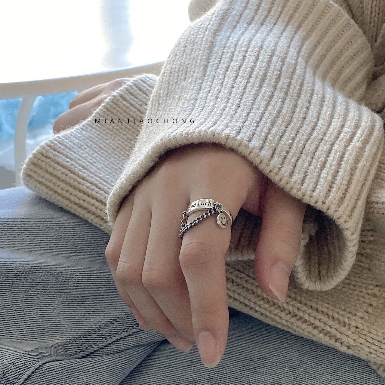 Smiley Face - JRY-RN00022