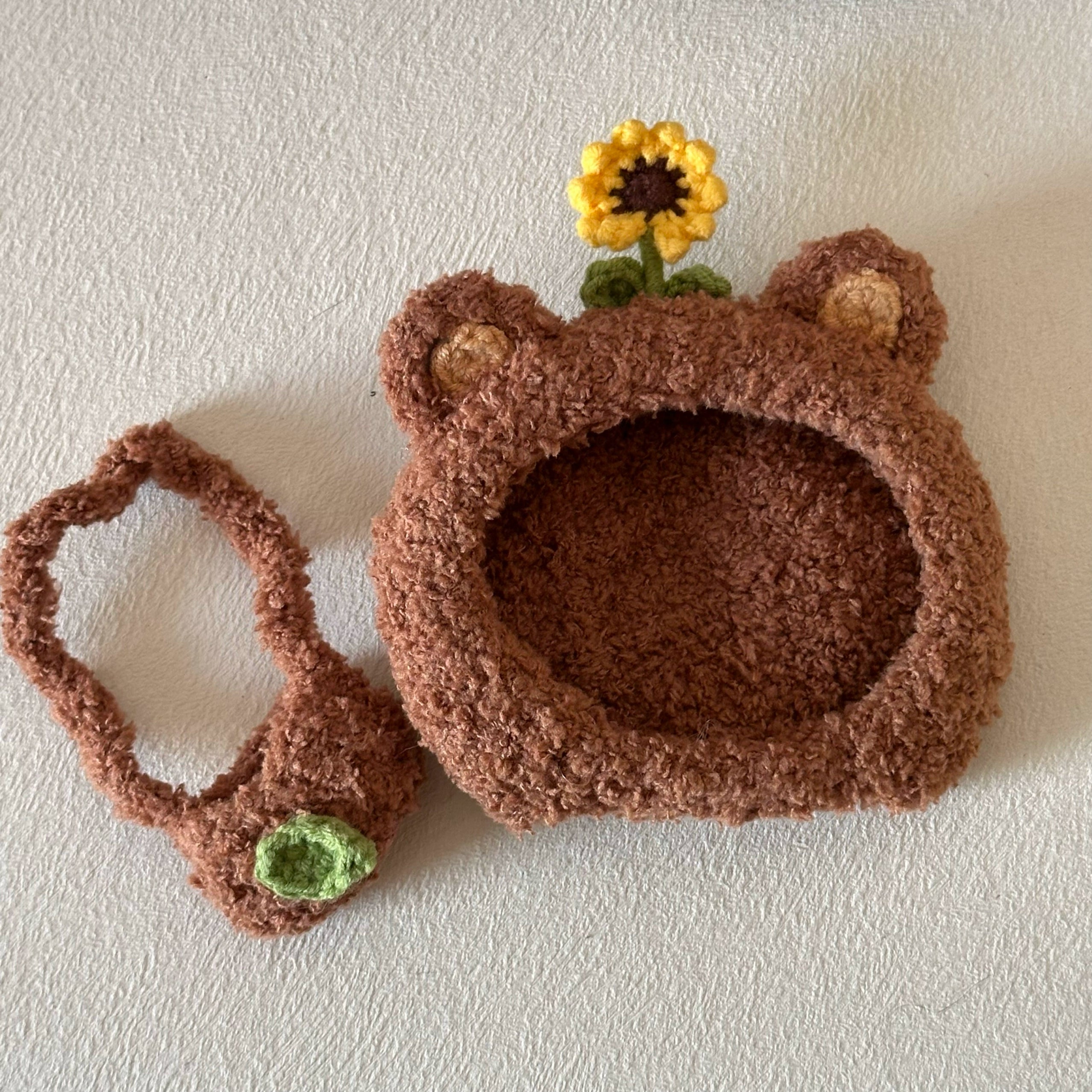 Flower Headpiece (No Doll)
