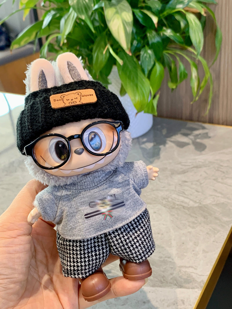 Stylish Knit Hat Outfit (No Doll)