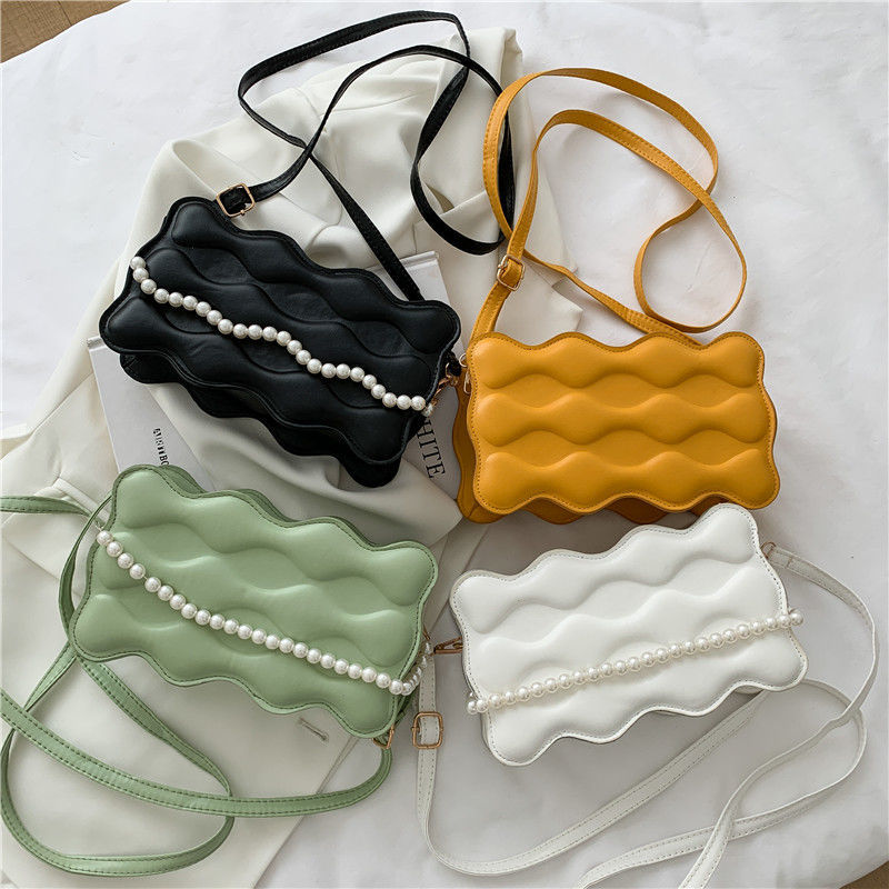 PU Pearl Crossboday Bag