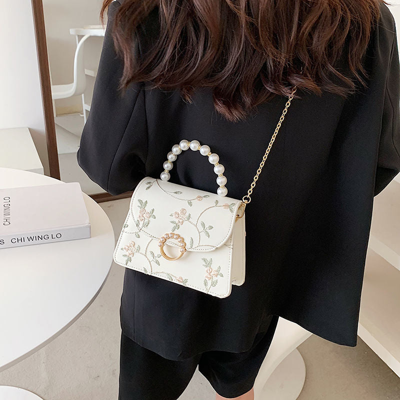 Flower PU Chain Strap Crossbody Bag