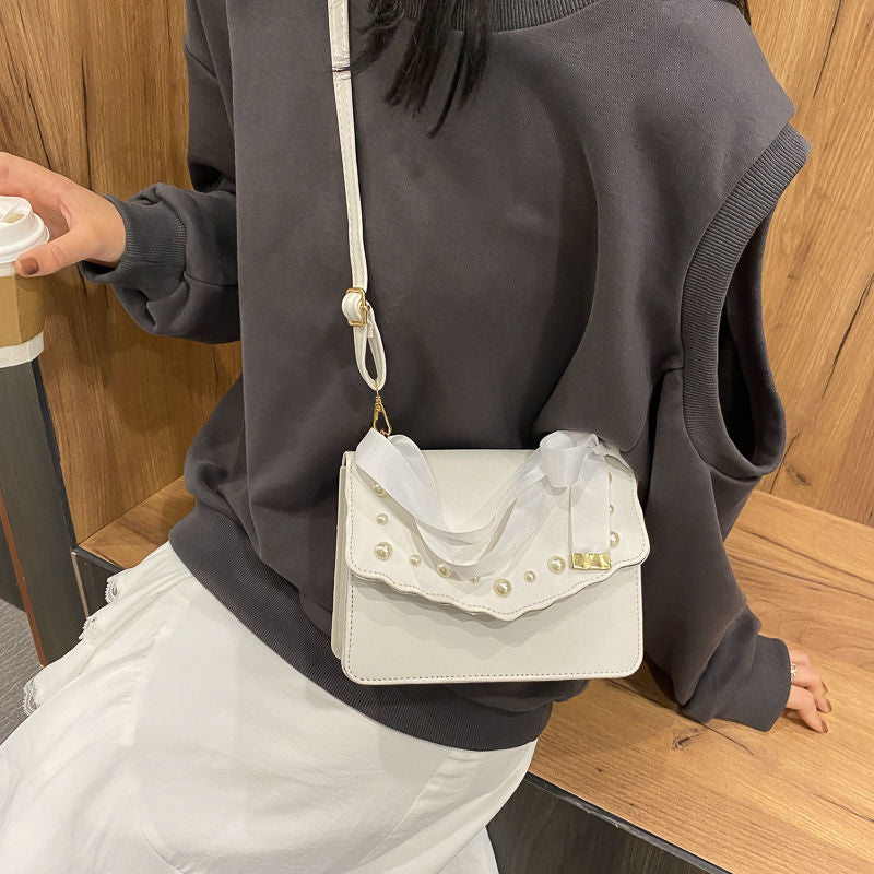 PU Pearl Crossboday Bag