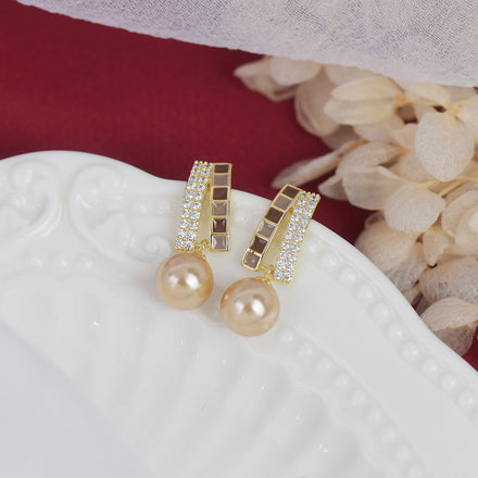 Caramel Pearl Earrings