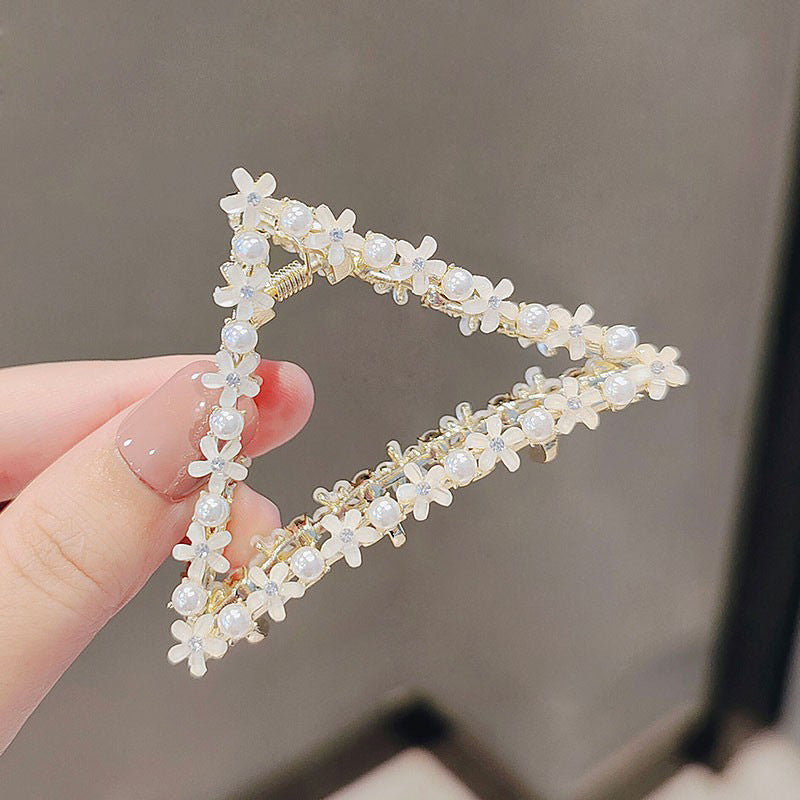 Pearl Flower Hair Clip